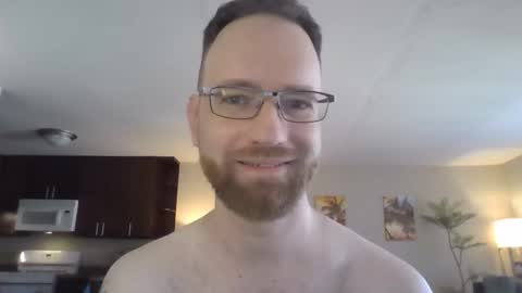 Snapshot of davidwilcox1982 chatting on 03-09-26, 09:08 Dave online show from 03-09-26, 09:08