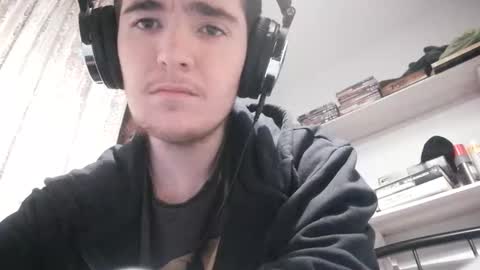 Snapshot of davidwood666 chatting on 10-31-25, 11:06 davidwood666 online show from 10-31-25, 11:06