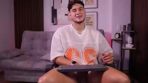 Davies brown    schedule 12pm to 5pm col time online show from 11-14-25, 08:51