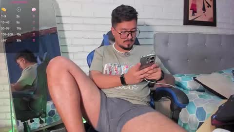 David Evans online show from 10-19-25, 06:08