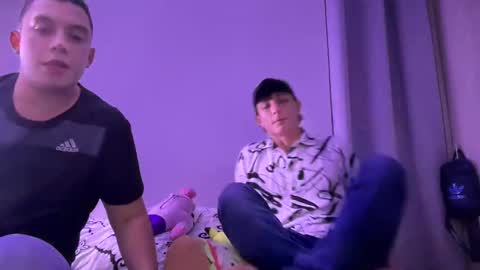 Snapshot of davinson_01 chatting on 01-07-25, 05:12 Davinson online show from 01-07-25, 05:12