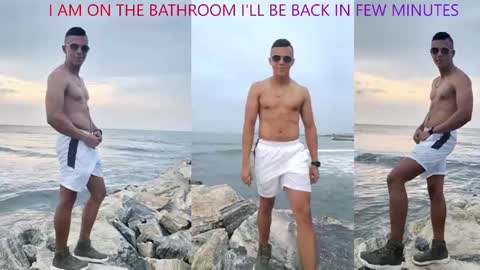 Snapshot of davisito7 chatting on 12-16-24, 06:21 David Angel online show from 12-16-24, 06:21