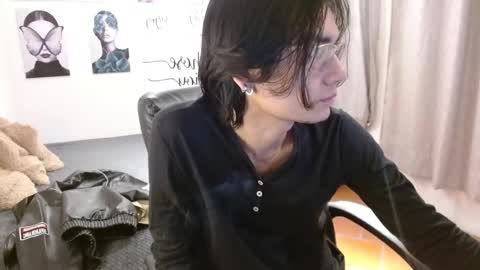 Snapshot of davoxer chatting on 10-30-25, 03:08 davoxer online show from 10-30-25, 03:08