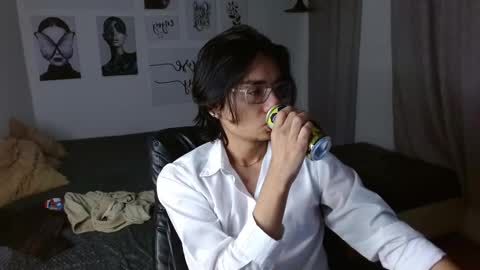 Snapshot of davoxer chatting on 11-08-25, 03:39 davoxer online show from 11-08-25, 03:39