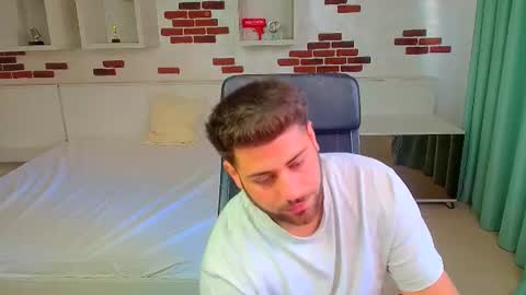 DaxGreer online show from 06-11-26, 04:43