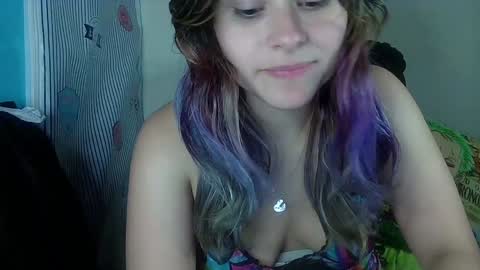 Snapshot of daya202 chatting on 01-12-25, 01:16 Eli online show from 01-12-25, 01:16