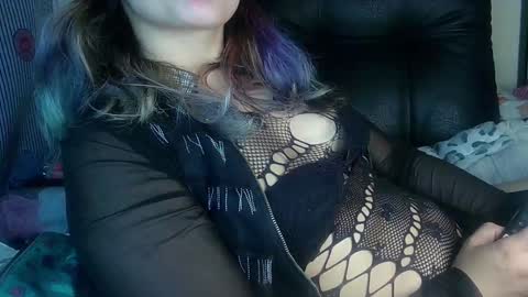 Snapshot of daya202 chatting on 01-18-25, 11:43 Eli online show from 01-18-25, 11:43