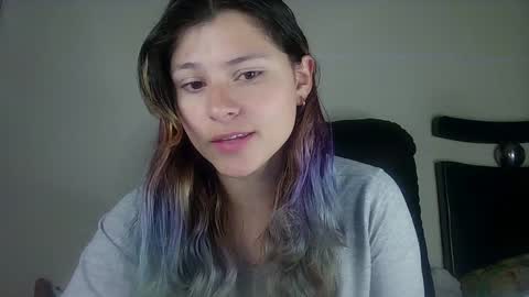 Snapshot of daya202 chatting on 01-20-25, 05:37 Eli online show from 01-20-25, 05:37