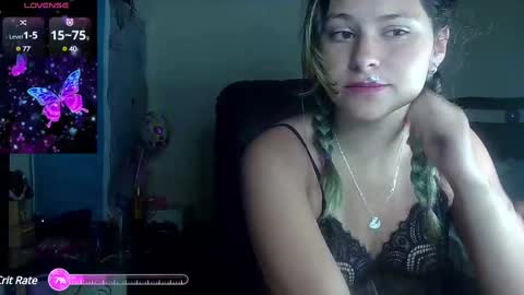 Snapshot of daya202 chatting on 02-17-25, 05:25 Eli online show from 02-17-25, 05:25