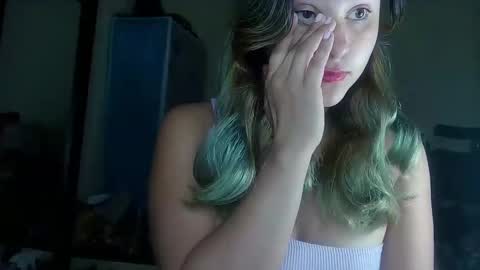 Snapshot of daya202 chatting on 02-24-25, 12:37 Eli online show from 02-24-25, 12:37