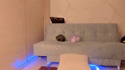 DAYAN online show from 09-11-25, 01:49