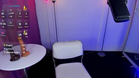 I am Dayanna  tecca online show from 12-13-24, 01:26