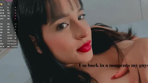 Snapshot of dayhanshelby chatting on 12-27-24, 10:16 nice too meet you i m alison online show from 12-27-24, 10:16