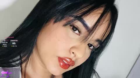 Snapshot of dayhanshelby chatting on 10-28-25, 01:09 nice too meet you i m alison online show from 10-28-25, 01:09