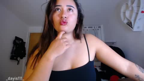 Snapshot of dayis_sweet chatting on 04-22-26, 02:36 Dayis online show from 04-22-26, 02:36
