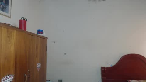 Dylon online show from 09-20-25, 02:18