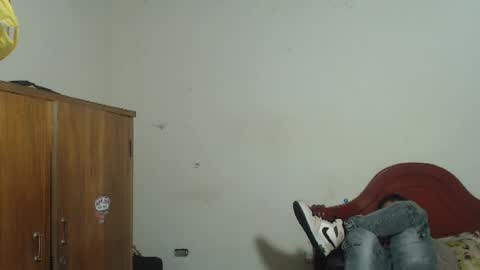 Dylon online show from 09-26-25, 01:53