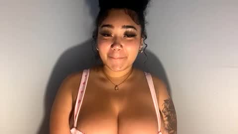 dayqueen1 online show from 04-25-26, 11:46