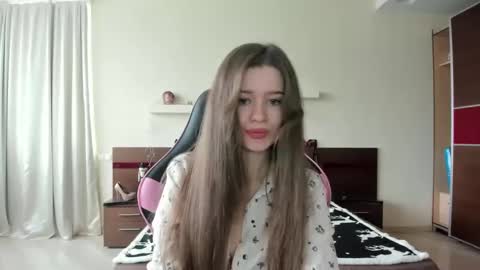 dazdrasmigdasue online show from 01-19-25, 11:45