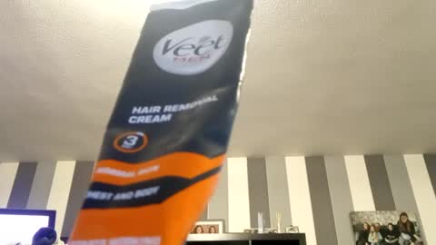 Snapshot of dazzill chatting on 01-14-25, 06:07 Dazzill online show from 01-14-25, 06:07