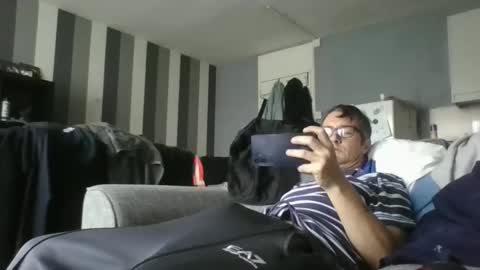 Snapshot of dazzill chatting on 10-15-25, 10:37 Dazzill online show from 10-15-25, 10:37