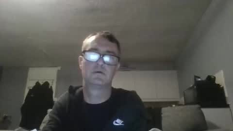 Snapshot of dazzill chatting on 11-07-25, 05:02 Dazzill online show from 11-07-25, 05:02