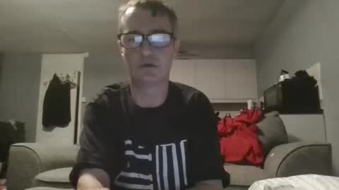 Snapshot of dazzill chatting on 11-26-25, 07:15 Dazzill online show from 11-26-25, 07:15