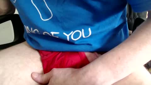 Snapshot of dazzle68 chatting on 01-28-25, 12:05 Dazzle68 online show from 01-28-25, 12:05