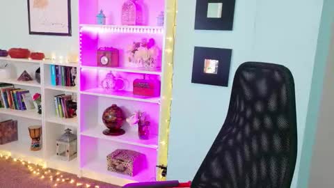 Shari online show from 02-06-26, 05:45