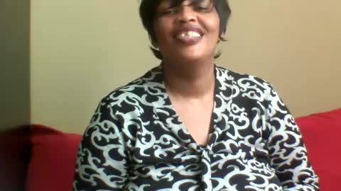 Snapshot of ddboobsnipples chatting on 11-27-25, 08:05 ddboobsnipples online show from 11-27-25, 08:05