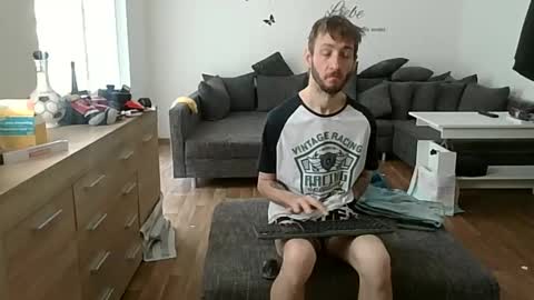 robert online show from 03-28-26, 06:57
