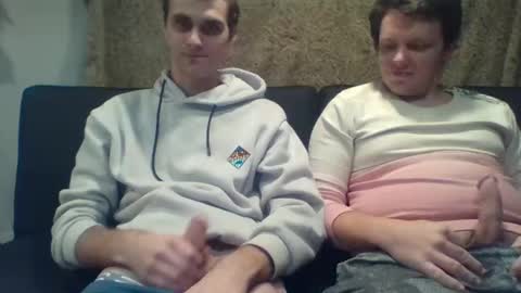 Snapshot of deafguyproud69 chatting on 10-31-25, 02:12 deafguyproud69 online show from 10-31-25, 02:12