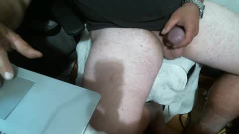 Snapshot of deango831 chatting on 09-18-25, 02:02 Deango online show from 09-18-25, 02:02