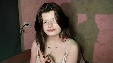 Snapshot of deannemillener chatting on 05-14-26, 06:58 Camille online show from 05-14-26, 06:58