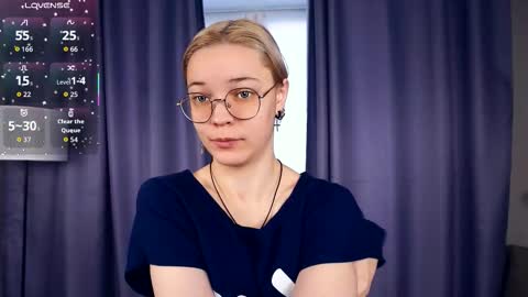 Charlie 18yo online show from 10-27-25, 05:11