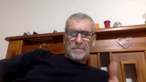 Snapshot of deanofflove2210 chatting on 01-04-25, 07:55 deanofflove2210 online show from 01-04-25, 07:55