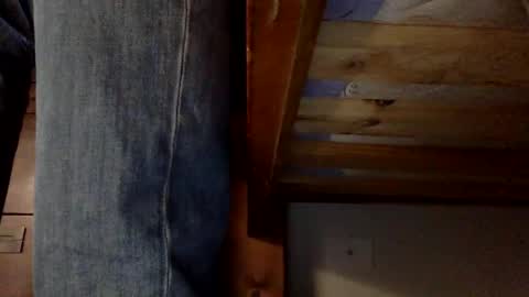 Snapshot of deanofflove2210 chatting on 02-21-25, 07:01 deanofflove2210 online show from 02-21-25, 07:01