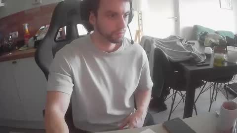 Snapshot of deansletje chatting on 11-05-25, 02:39 Deansletje online show from 11-05-25, 02:39