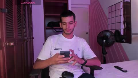 Snapshot of dear_lover1 chatting on 12-05-25, 11:30 dear_lover1 online show from 12-05-25, 11:30