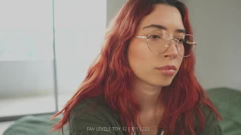 Snapshot of dearnina chatting on 03-23-26, 01:26 NINA 30OFF online show from 03-23-26, 01:26