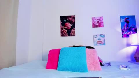 Snapshot of debbie_hans chatting on 11-26-25, 11:11 debbie_hans online show from 11-26-25, 11:11