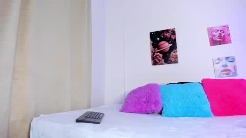 Snapshot of debbie_hans chatting on 11-27-25, 11:12 debbie_hans online show from 11-27-25, 11:12