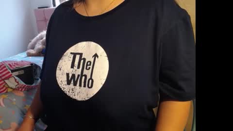 Victoria online show from 12-17-24, 12:54