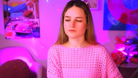 Snapshot of deboralarson chatting on 01-28-25, 08:14 Debora online show from 01-28-25, 08:14