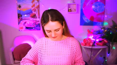 Snapshot of deboralarson chatting on 01-28-25, 02:21 Debora online show from 01-28-25, 02:21