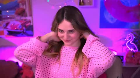 Snapshot of deboralarson chatting on 02-17-25, 10:58 Debora online show from 02-17-25, 10:58