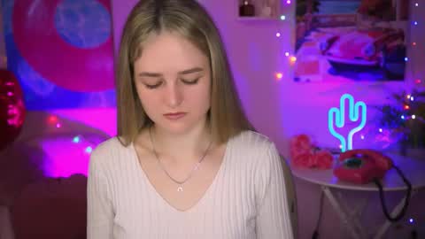 Snapshot of deboralarson chatting on 03-10-25, 03:45 Debora online show from 03-10-25, 03:45