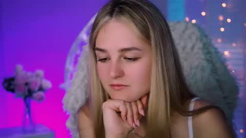 Snapshot of deboralarson chatting on 09-11-25, 04:12 Debora online show from 09-11-25, 04:12