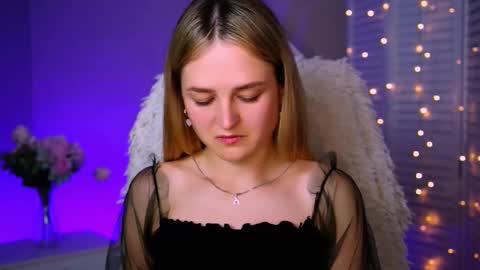 Snapshot of deboralarson chatting on 10-07-25, 05:48 Debora online show from 10-07-25, 05:48