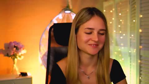 Debora online show from 04-25-26, 03:42